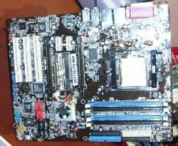 ASUS A8N-SLI Deluxe
