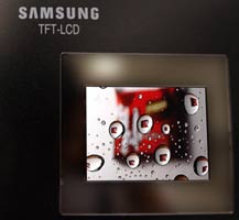 VGA-разрешение в карманную технику: Samsung продолжает движение