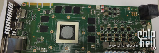 Фотография эталонной видеокарты NVIDIA GeForce на 28-нм графическом процессоре поколения Kepler