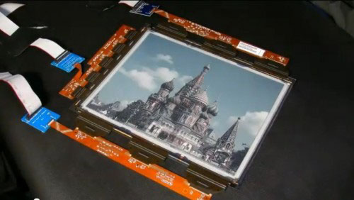 У компании Plastic Logi не получилось с гибкими E Ink, получится с гибкими AMOLED?