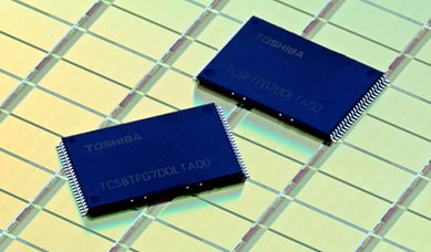 16-ГБ 15-нм микросхемы NAND-флэш MLC компании Toshiba