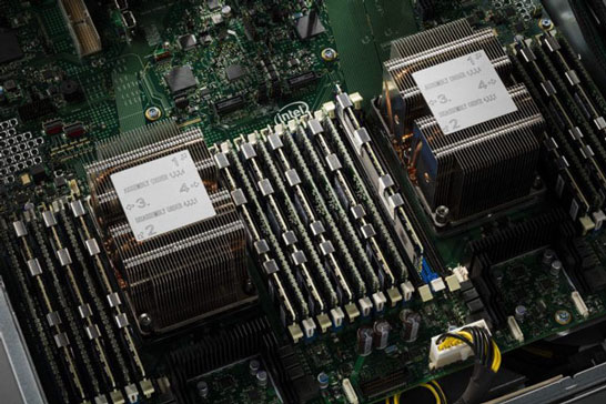 Память DIMM 3D XPoint в составе севера (на материнской плате)