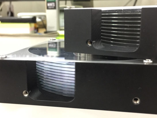 Макеты 3,5-дюймовых HDD с 10 и 12 пластинами Hoya